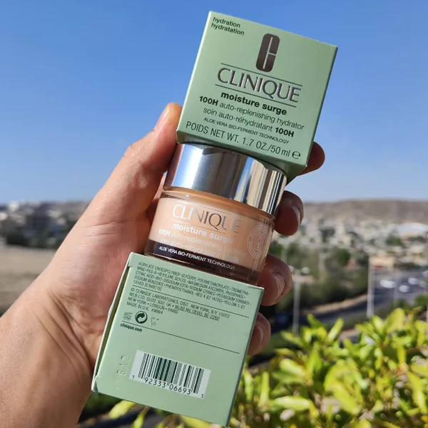 کرم آبرسان مویسچر 100 ساعته کلینیک اصل  |  Clinique Moisture Surge 100H Auto-Replenishing Hydrator 50ML- سم7شاپ- sam7shop.ir